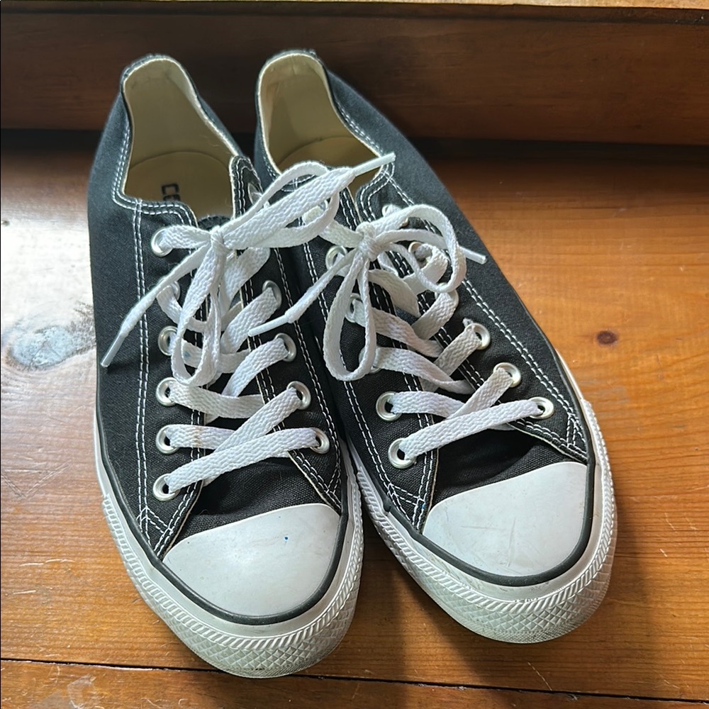 Black Converse